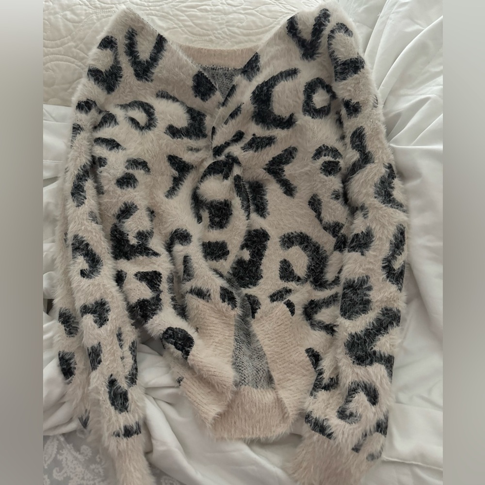 Sweater shirt